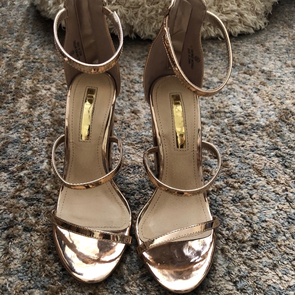 Rose gold heels from Lulu’s
